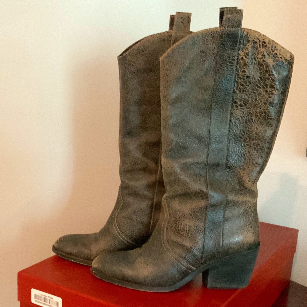 Donald Pliner Cowboy Boots